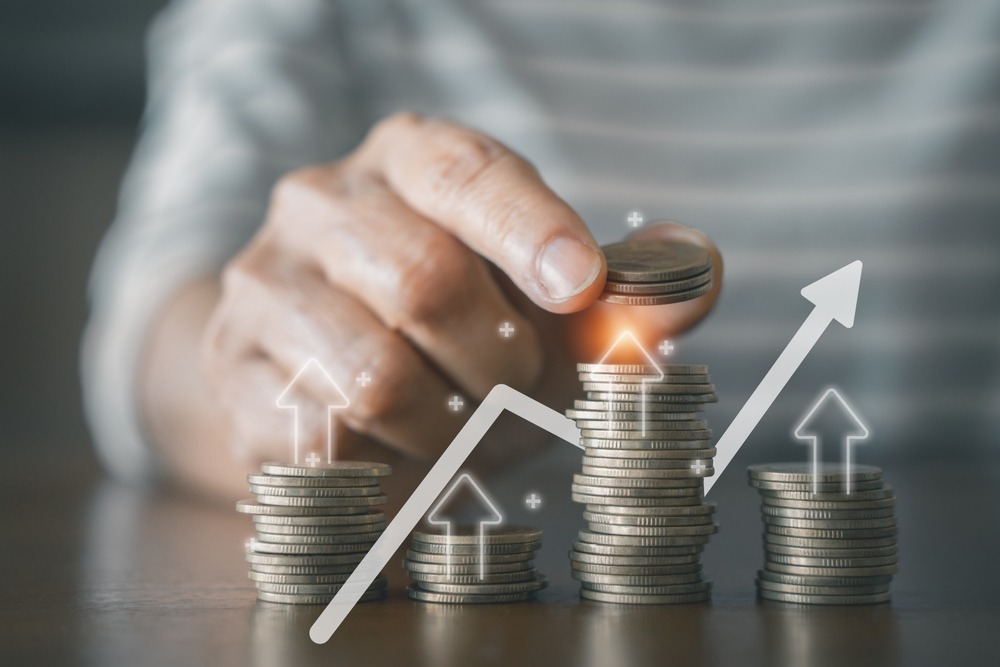 Investiční účet nabízí vyšší výnosy, zároveň s sebou nese vyšší riziko kolísání hodnoty investice.
