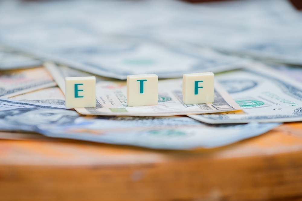 Akumulační a distribuční ETF